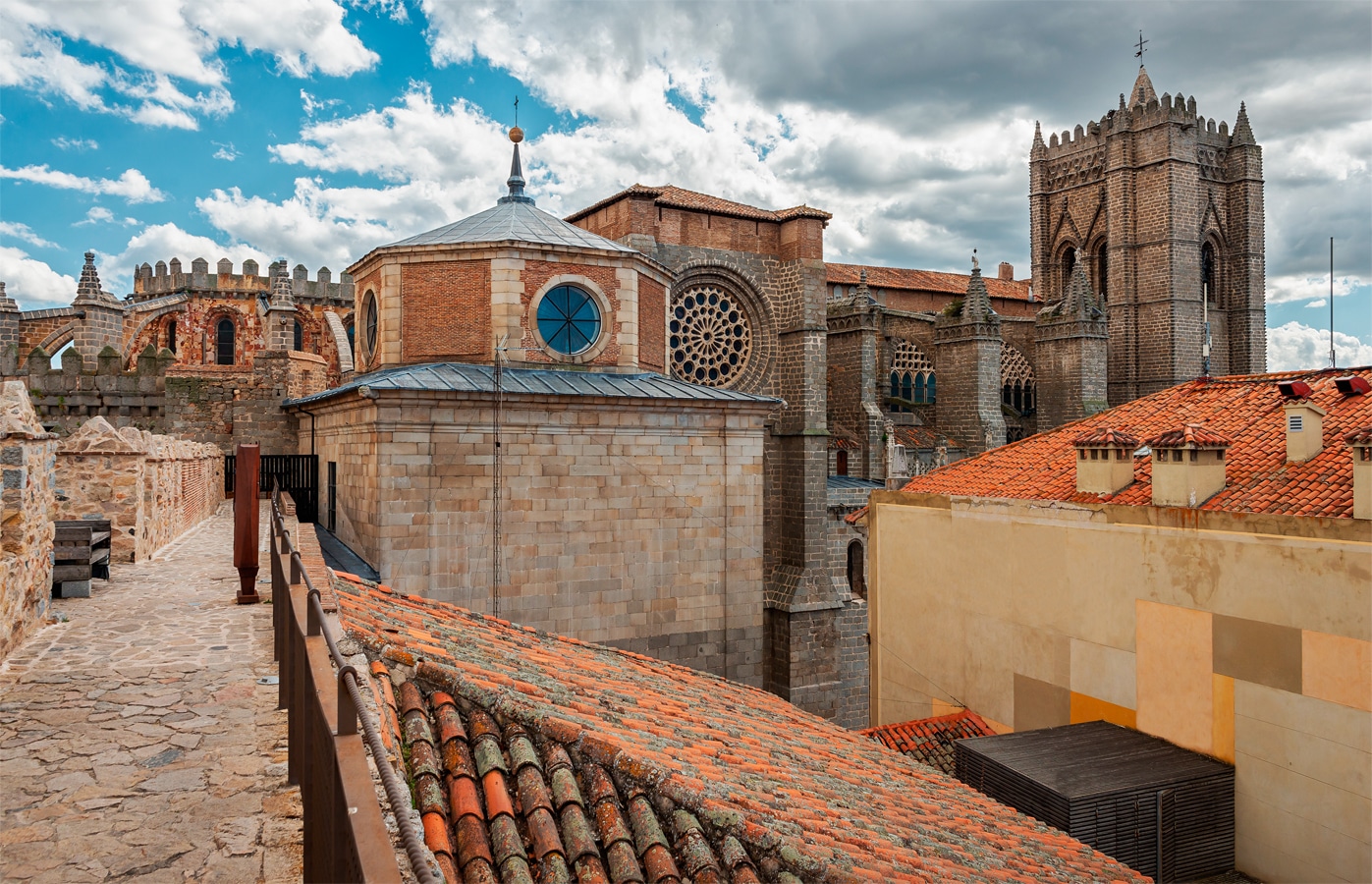Ávila - katedrála Krista Spasitele