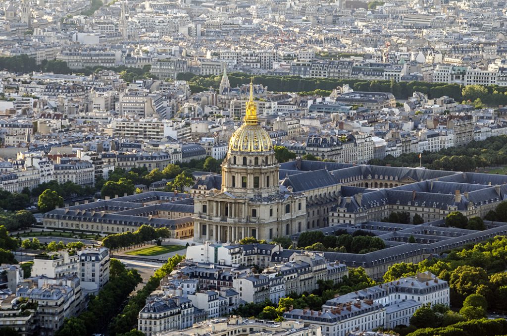 Pařížská Invalidovna na leteckém snímku