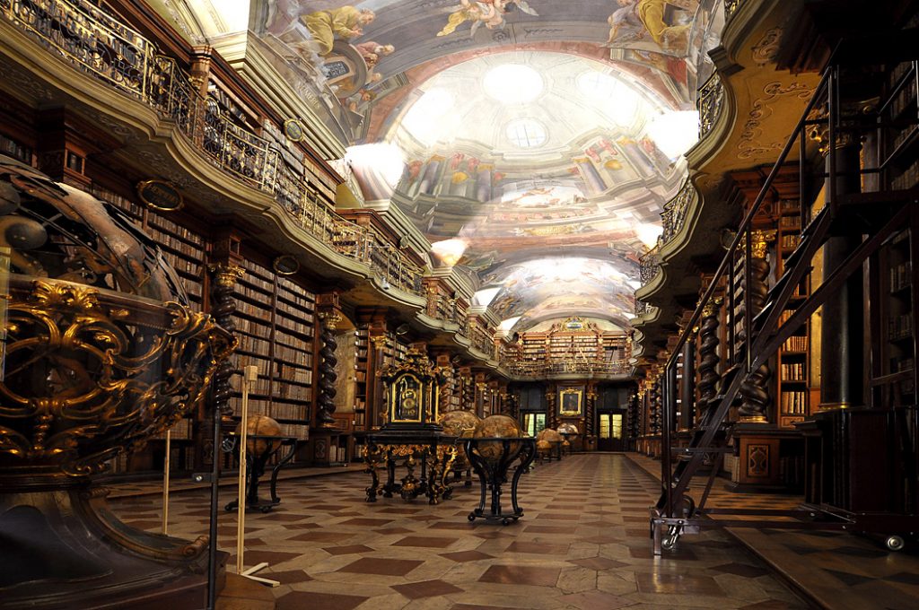 Klementinum - brokní knihovna