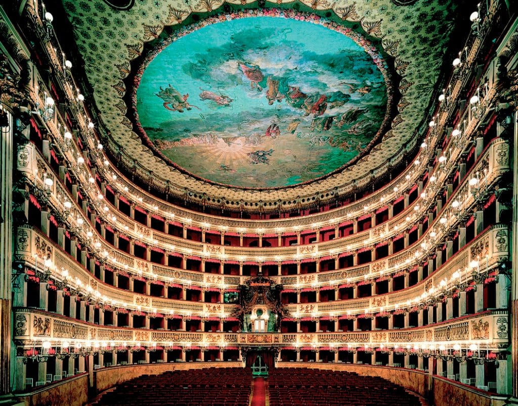 Piazza del Plebiscito - interiér divadla