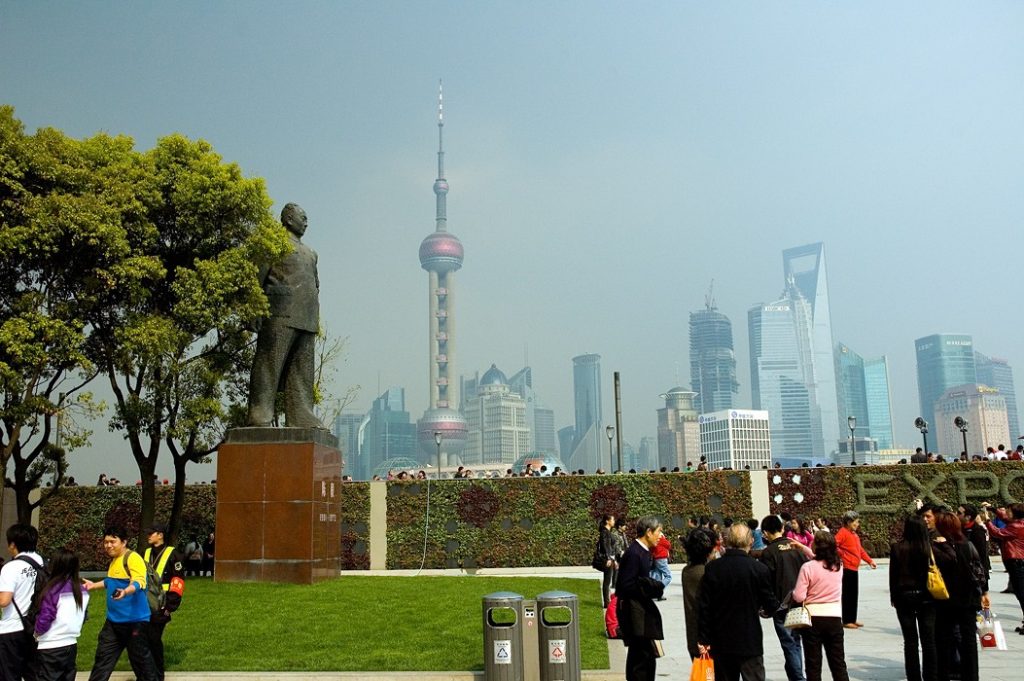 Čína - pohled na Šanghaj