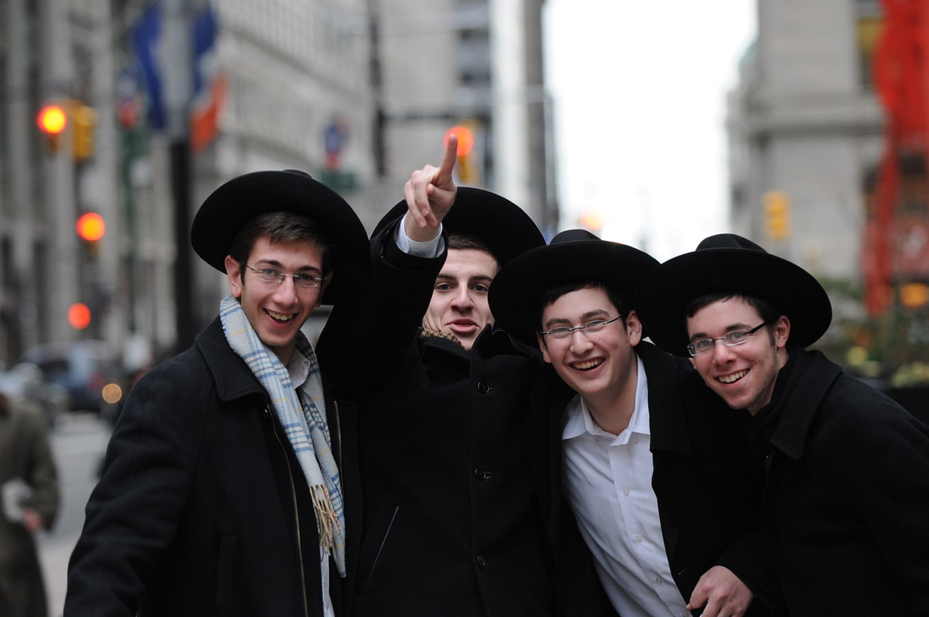 Velké jablko - ortodoxní židovští mladíci
