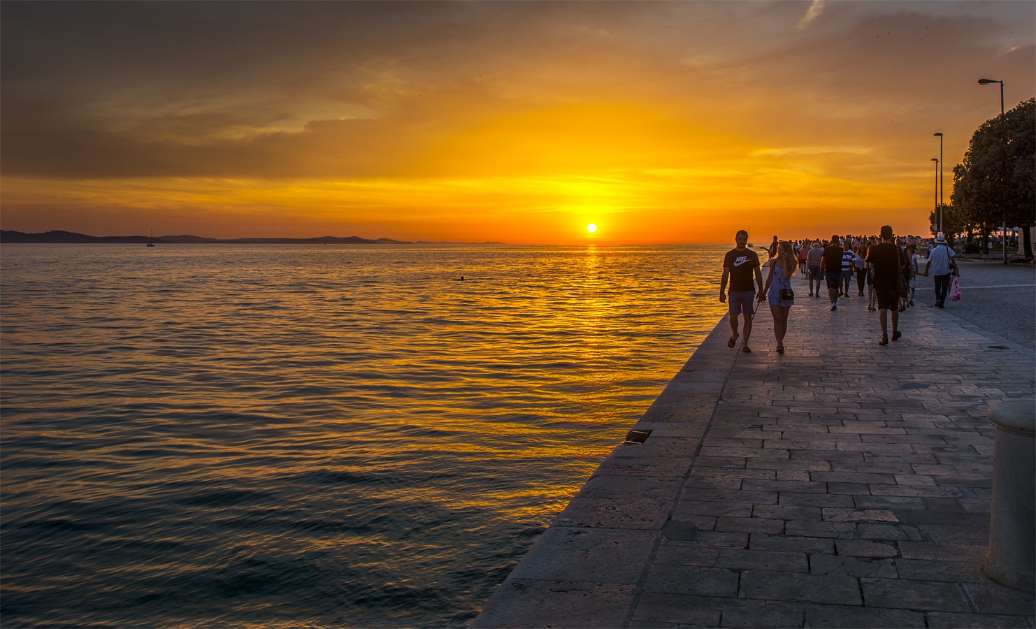 Zadar - západ slunce z nábřeží Krále Petra Krešimira IV.