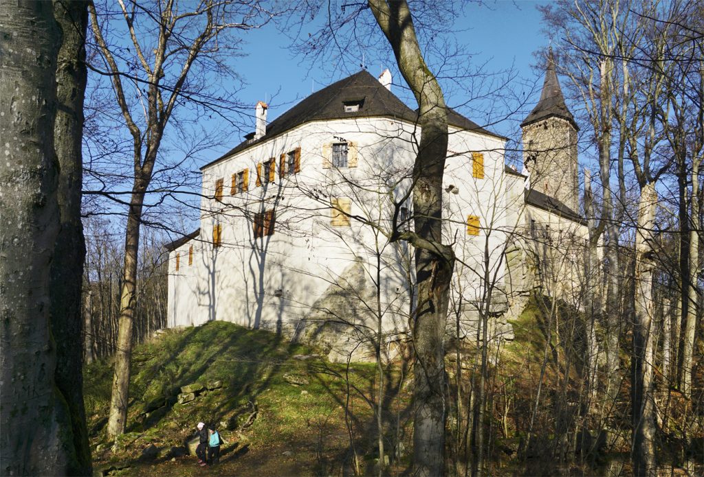 Hrad Roštejn - celkový pohled