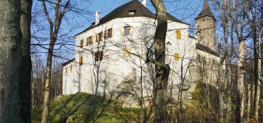 Hrad Roštejn - celkový pohled