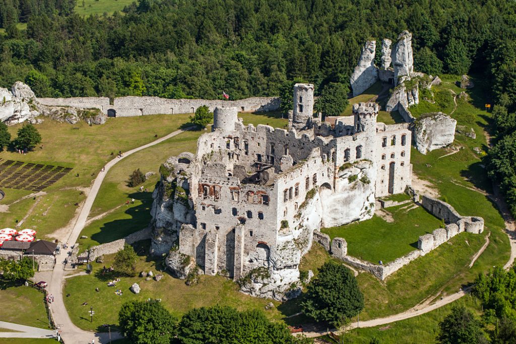 Stezka orlích hnízd - zřícenina hradu Ogrodzieniec