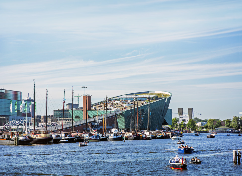 Moderní architektura v Amsterdamu - Část Východních doků