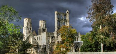 Normandské kláštery
