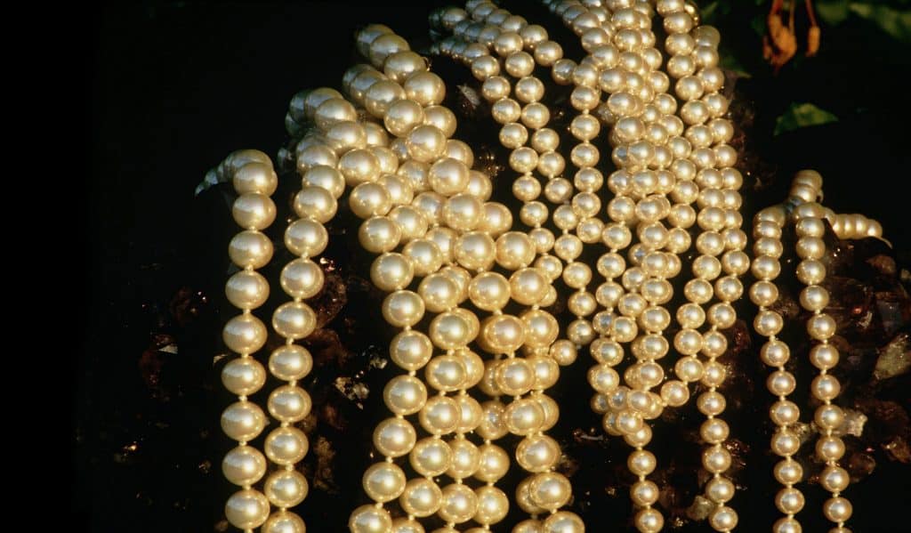 Mallorské perly se na ostrově vyrábějí továrním způsobem