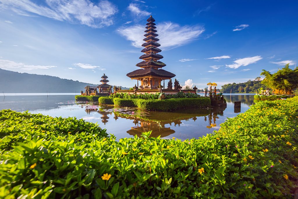 Indonésie - chrám Pura Ulun na Bali
