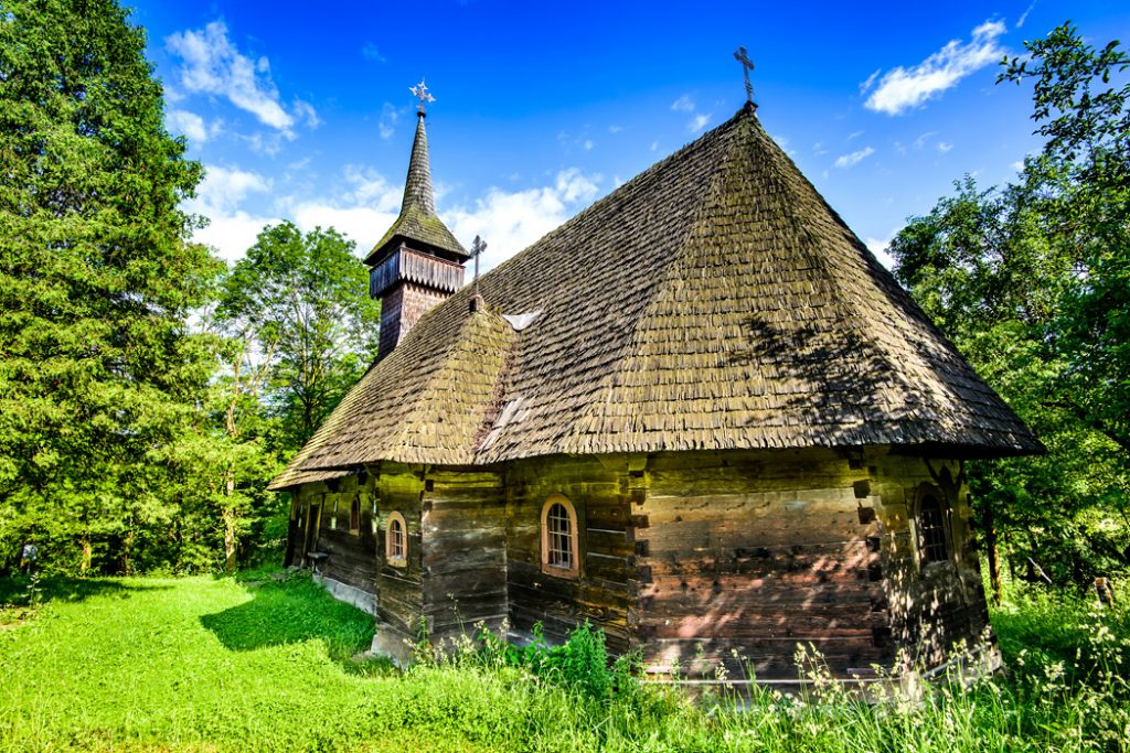 Rumunsko - dřevěný kostelík