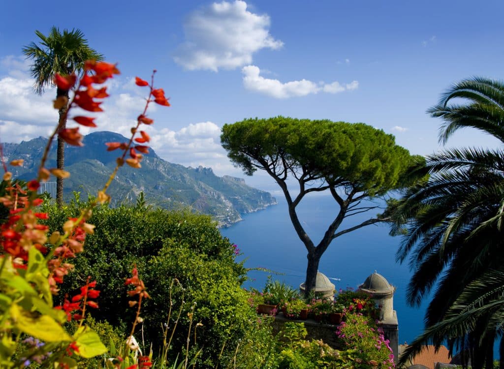 Pohled na moře Amalfinského pobřeží