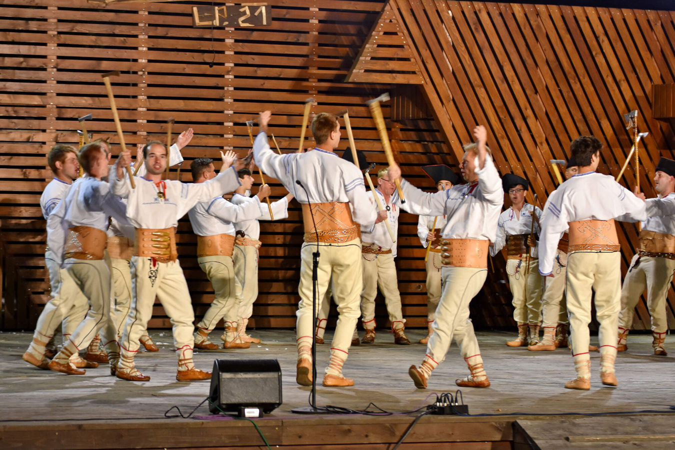 Valašsko - tradiční valašské tance v podání Lipta Liptál