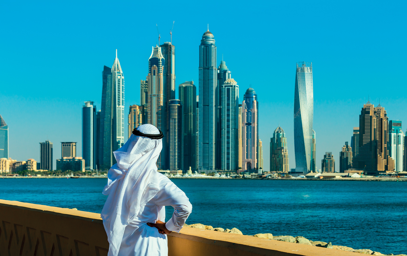 Dubaj - pohled na Dubai Marina