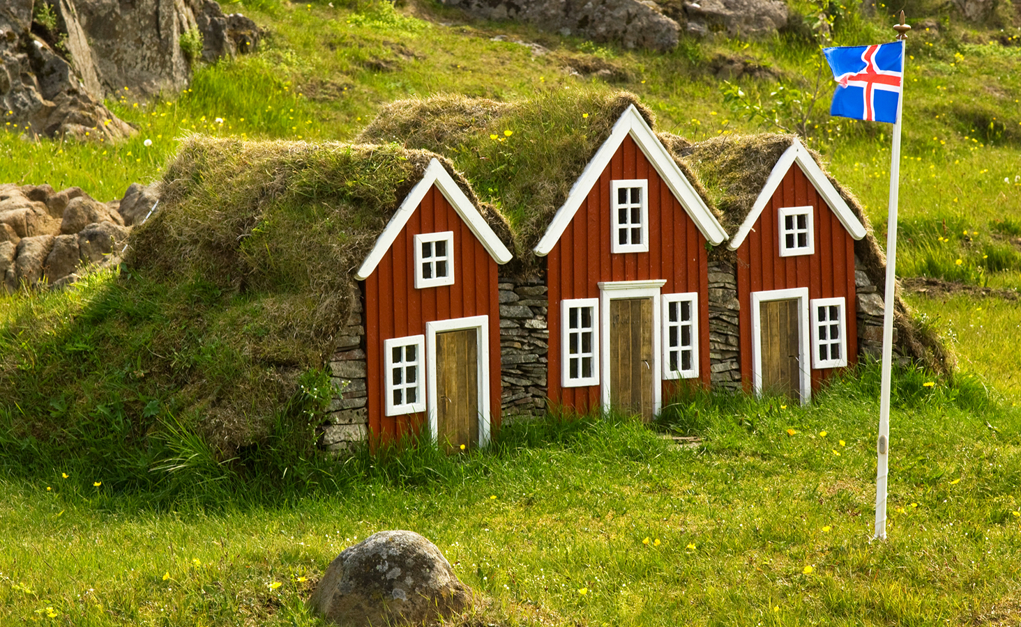 Island - tradiční obydlí z kamení a drnů