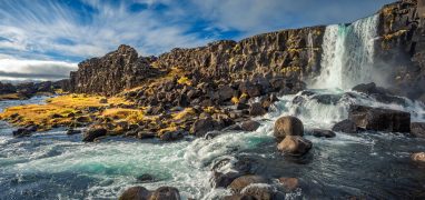 Islandský Zlatý trojúhelník - zastávka u řeky Öxará