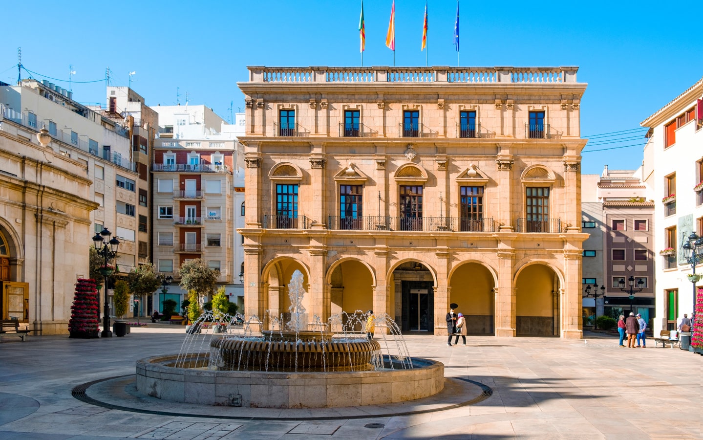 Costa del Azahar - Náměstí Plaza Mayor s radnicí v Castellónu de la Plana
