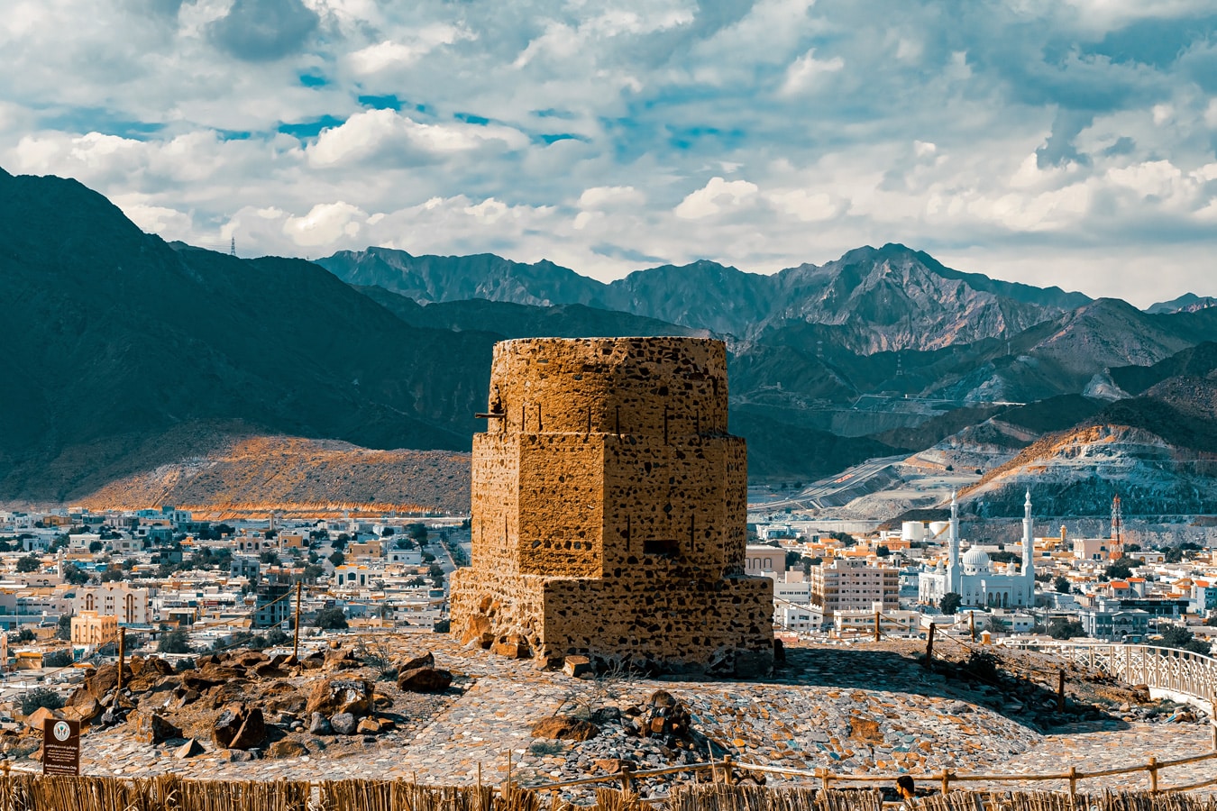 Dibbá - strážní věž al-Rábí