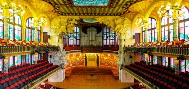 Katalánská secese - Hlavní sál Paláce katalánské hudby