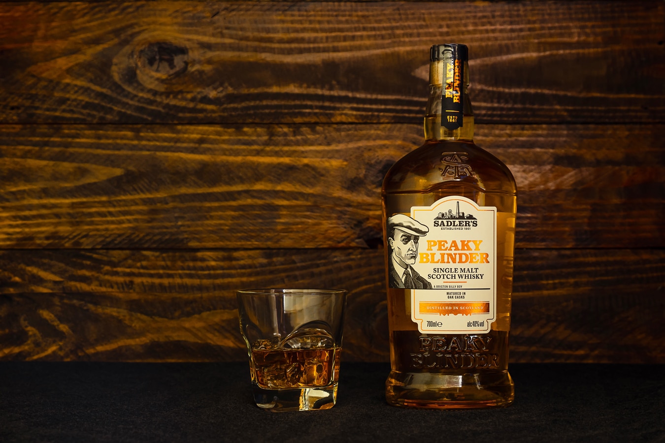 Skotská whisky - single malt whisky Peky Blinder