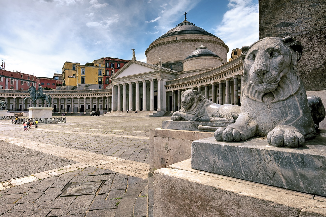 Neapol - Piazza del Plebiscito