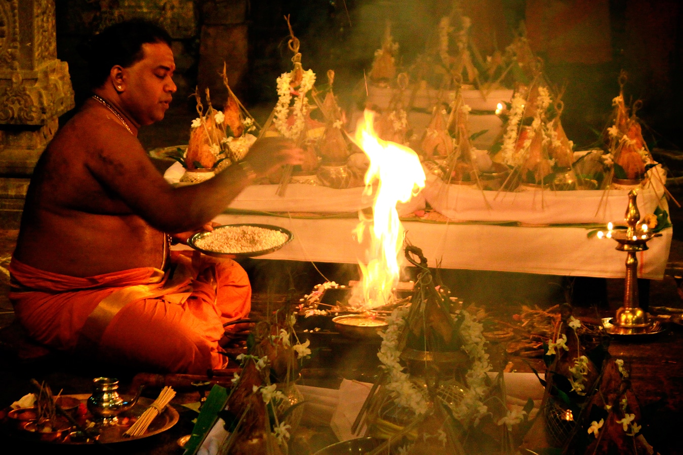 Obřad při tamilském svátku Thai Pongal