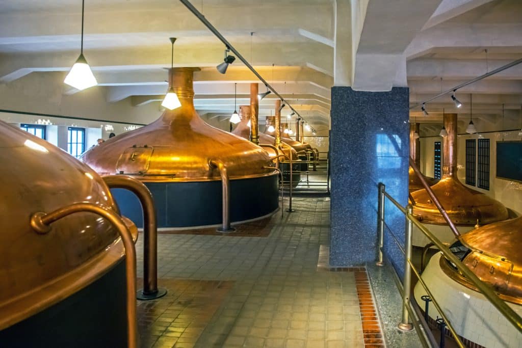 Plzeňské pivo - pohled do Nové varny plzeňského pivovaru
