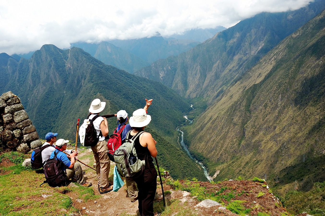 Turisté na Stezce Inků v Peru