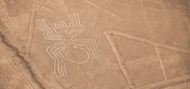 Geoglyf na planíně Nazca v Peru