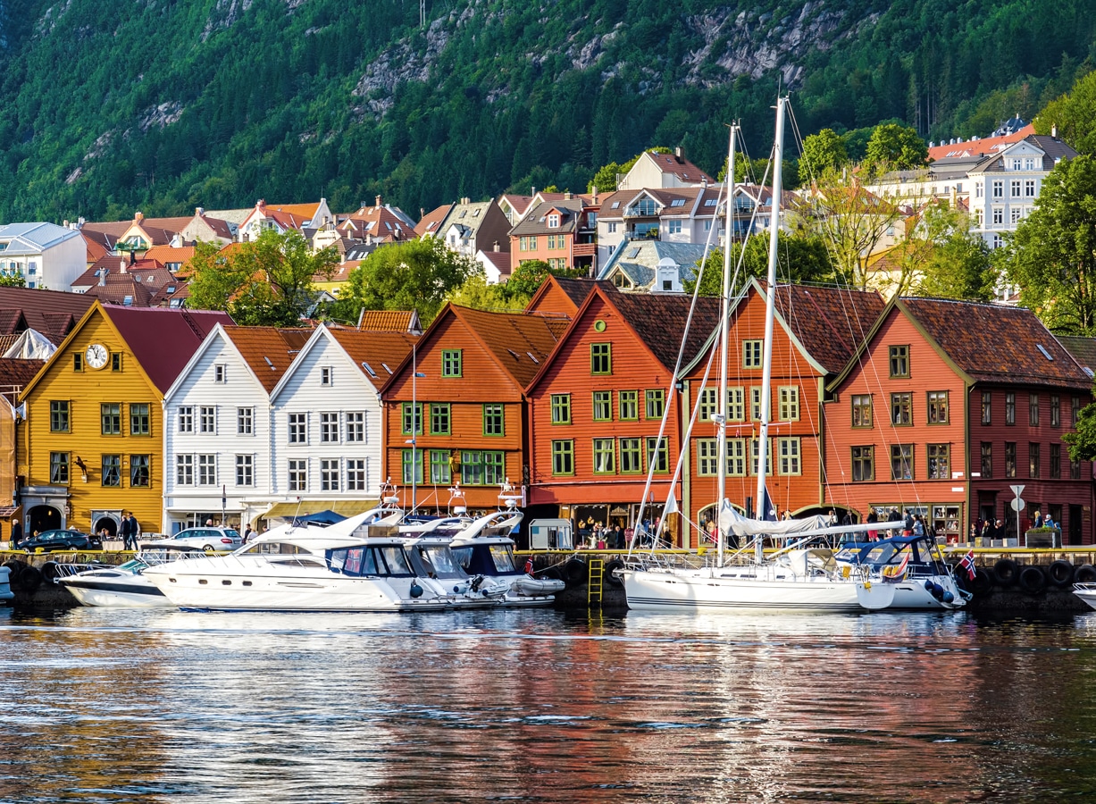 Hanza - čtvrť hanzovních obchodních domů Bryggen v norském Bergenu
