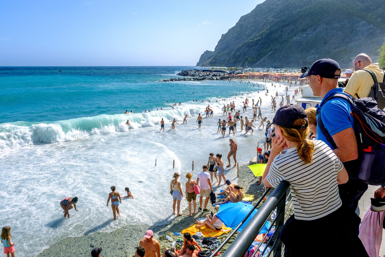 Pláž v Monterosso al Mare