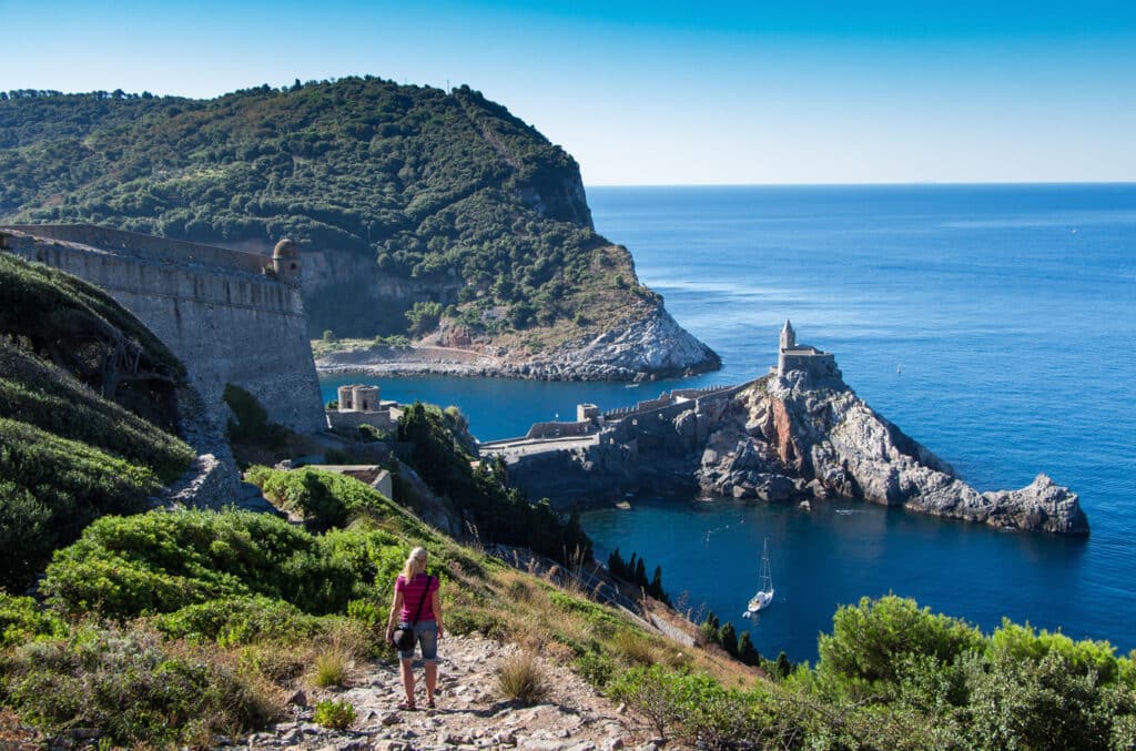 Skalní výběžek Arpaia v Portovenere