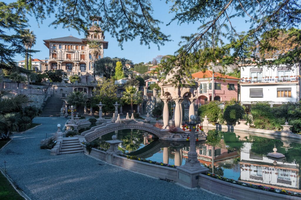 Riviera dei Fiori - park a Vila Grock v Ligurii