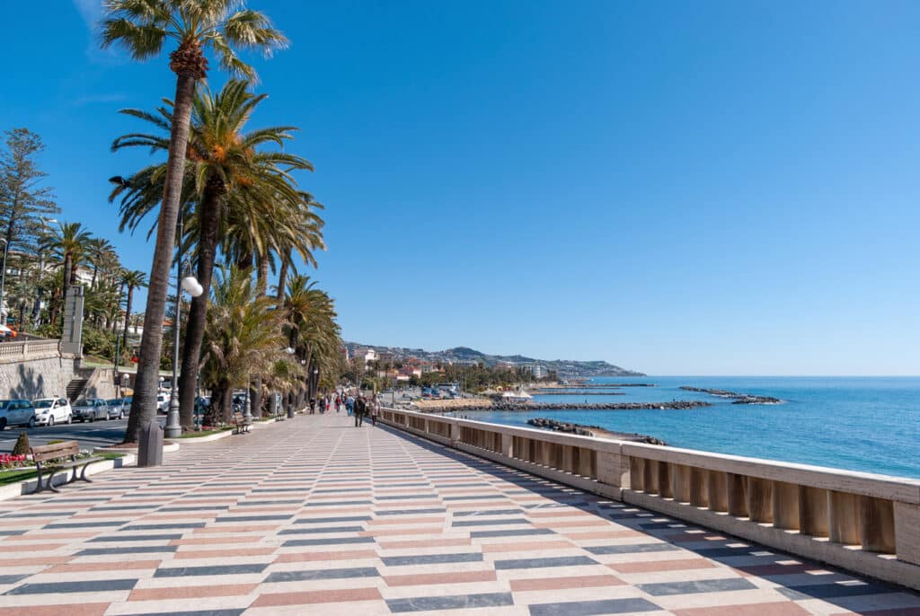 Sanremo - pobřežní promenáda Corso Imperatrice