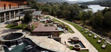 Termální lázně Termas de Outariz u řeky Miño v Ourense