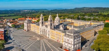 Mafra - celkový pohled na klášter a královský palác