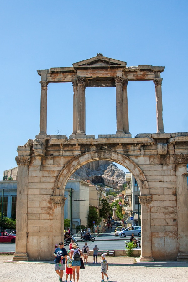 Hadriánova brána - Chrám Dia Olympského v Aténách