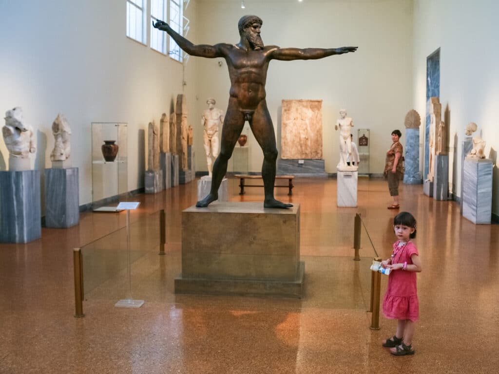 Národní archeologické muzeum v Aténách - bronz od Artemisia