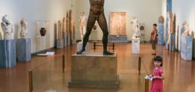 Národní archeologické muzeum v Aténách - bronz od Artemisia