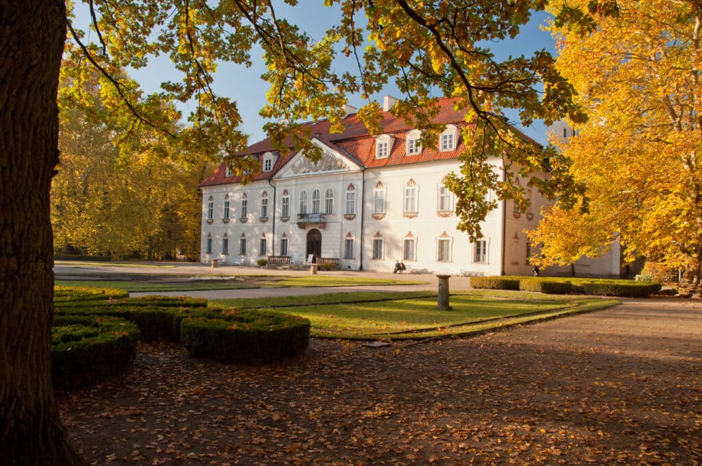 Barokní zámek Nieborów