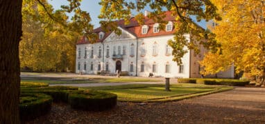 Barokní zámek Nieborów
