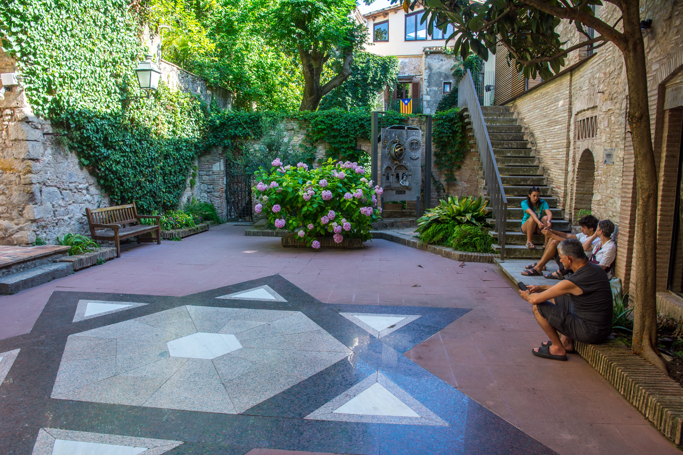 Město Girona - Patio v Muzeu židovské historie